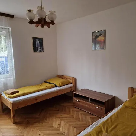 Reginavendeghaz 펜션