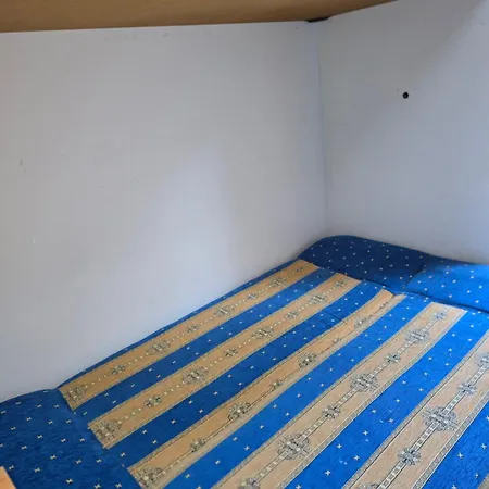 Reginavendeghaz 펜션 *