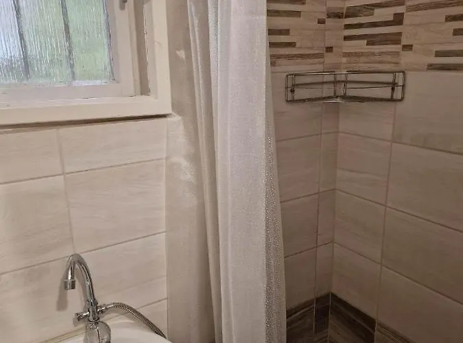 בית נופש Reginavendeghaz Balatonmáriafürdő