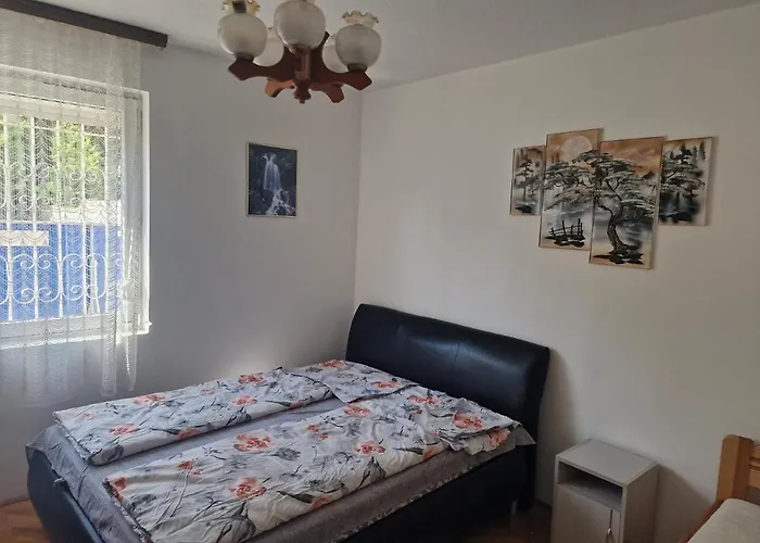 Reginavendeghaz * Balatonmáriafürdő